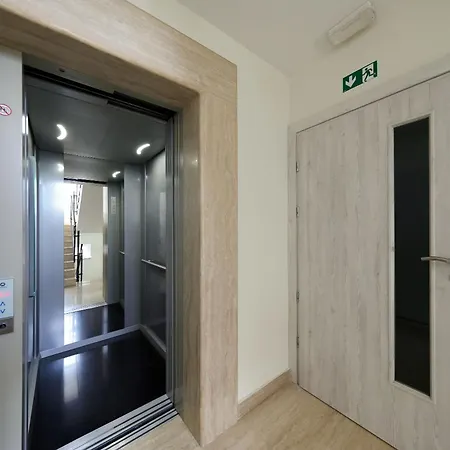 Luxus No 3 In Mit Balkon I Naehe Altstadt &