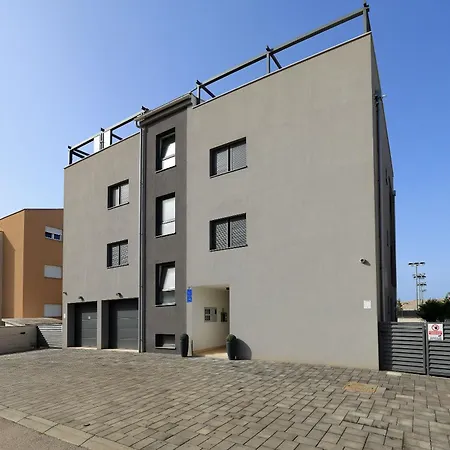 Apartment Luxus No 3 In Mit Balkon I Naehe Altstadt & *
