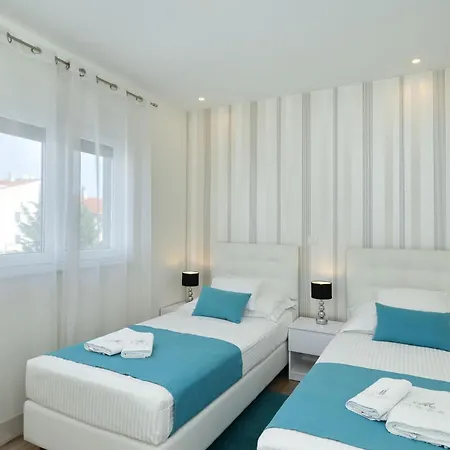 Luxus No 3 In Mit Balkon I Naehe Altstadt & Apartment Zadar