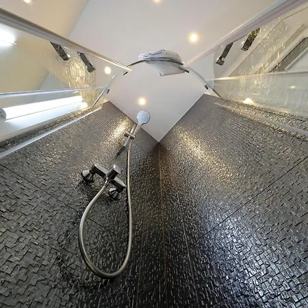 Luxus No 3 In Mit Balkon I Naehe Altstadt &