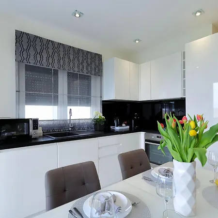 Luxus No 3 In Mit Balkon I Naehe Altstadt & Apartment