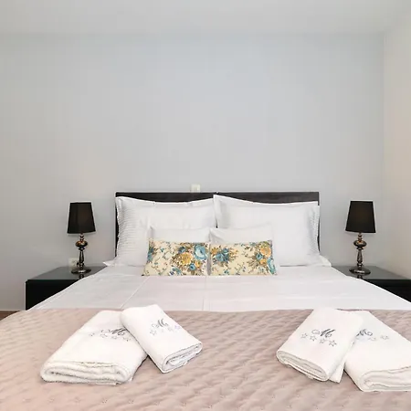 Luxus No 3 In Mit Balkon I Naehe Altstadt & Apartment *
