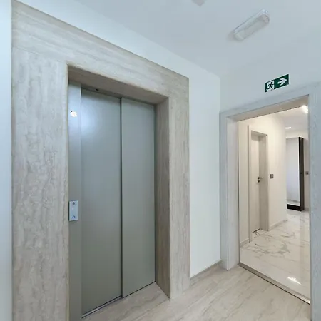 Luxus No 3 In Mit Balkon I Naehe Altstadt & Apartment *