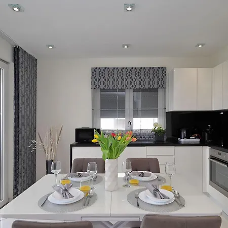 Luxus No 3 In Mit Balkon I Naehe Altstadt & Apartment Zadar